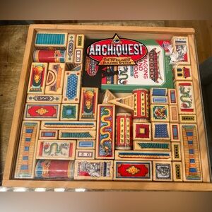 Shure ArchiQuest Dragons and Treasures wooden building block set